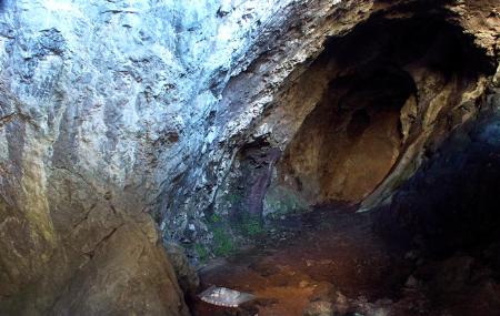 Cueva del Conde, interior