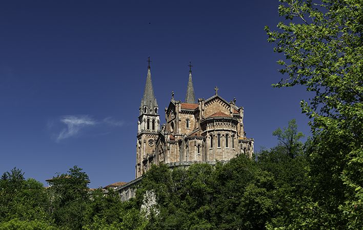 Basílica de Covadonga.  Cangas de Onis