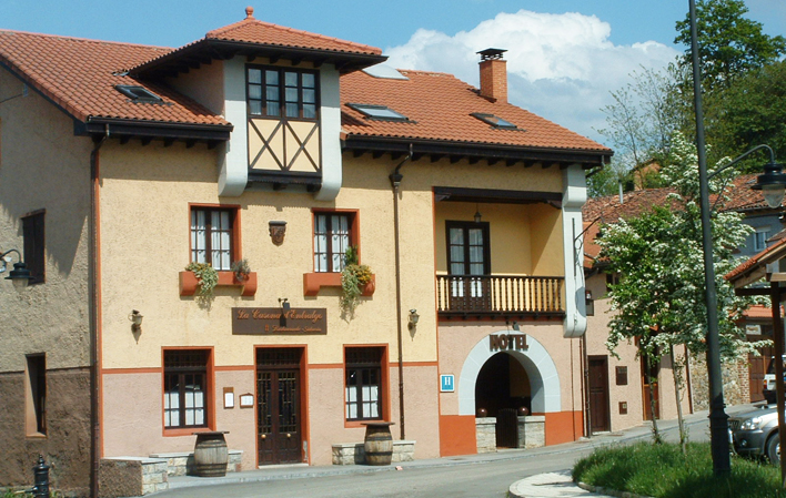 Donde dormir :: La Casona de Entralgo
