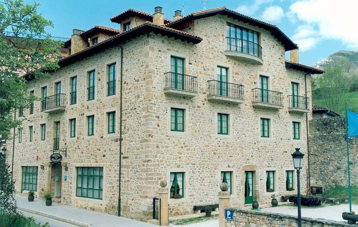 Villa de Cabrales (Arenas)