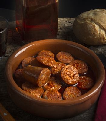 Chorizos a la sidra