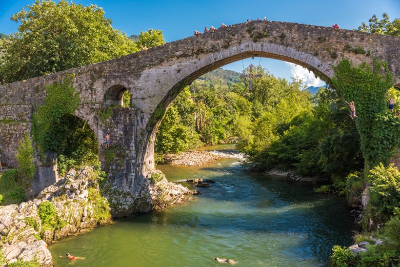 Puente Romano de Cangas de Onís