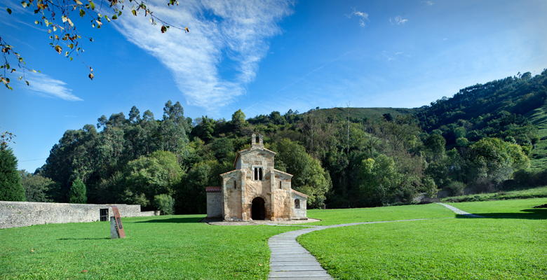 Iglesia Prerrománica de San Salvador de Valdediós en Villaviciosa