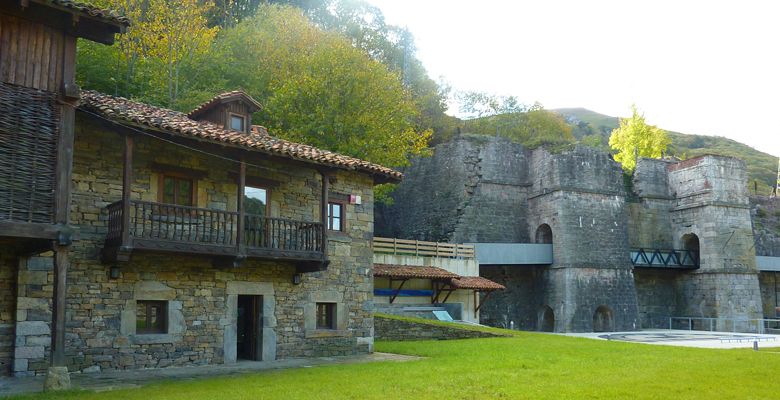 Vista Exterior del Museo Etnográfico de Quirós