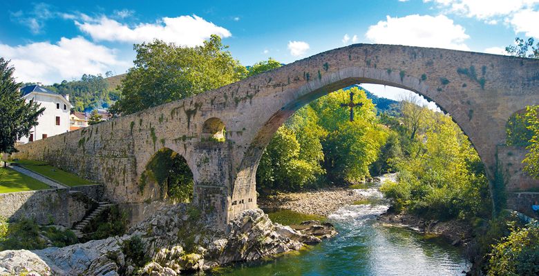 Puente Romano de Cangas de Onís