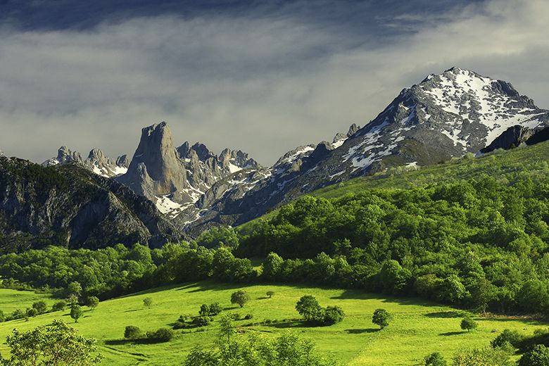 Picu Urriellu desde el mirador del Pozo de la Oración en Cabrales