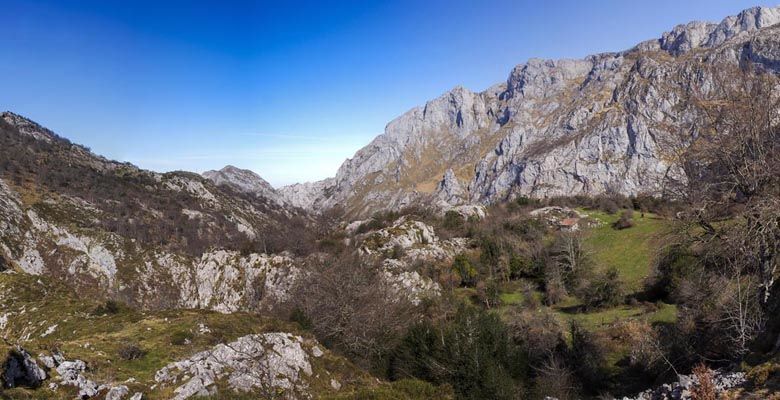 Vista panorámica de la majada de Bellanzo en el Valle de Angón