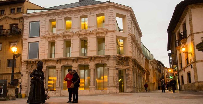 Exterior del Museo de Bellas Artes de Asturias