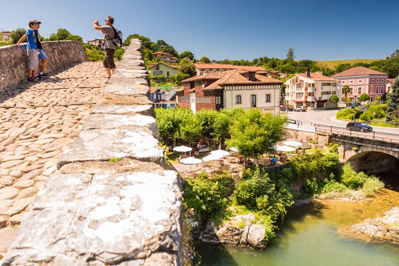 Vista desde el Puente Romano de Cangas de Onís