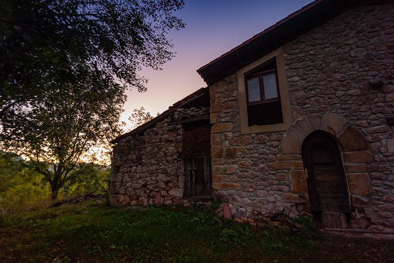 La Casa del Cuetu de las Abellotas ©Mampiris