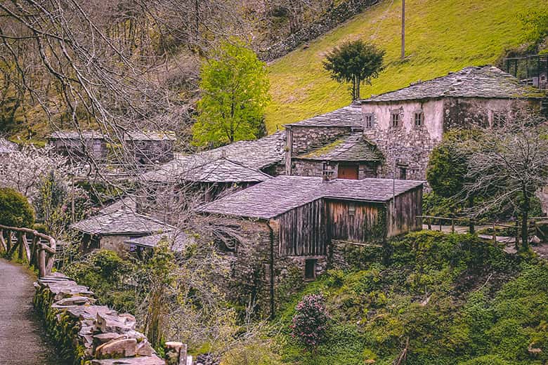 Os Teixóis (Taramundi) ©A un clic de la aventura