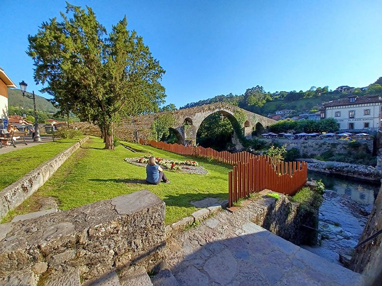 Puente Romano 8Cangas de Onís) ©Ana María Moreno Serrano