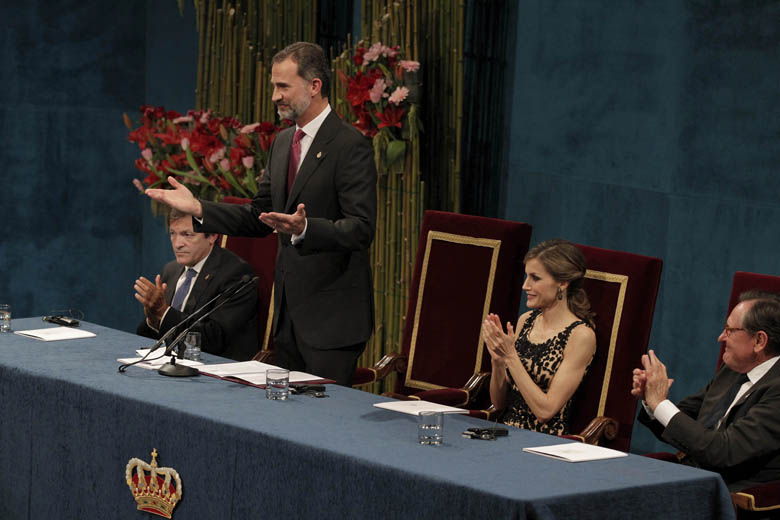 Los Reyes de España durante la ceremonia de entrega de los Premios Princesa de Asturias