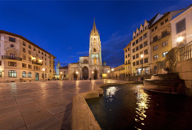 Plaza de la Catedral de Oviedo