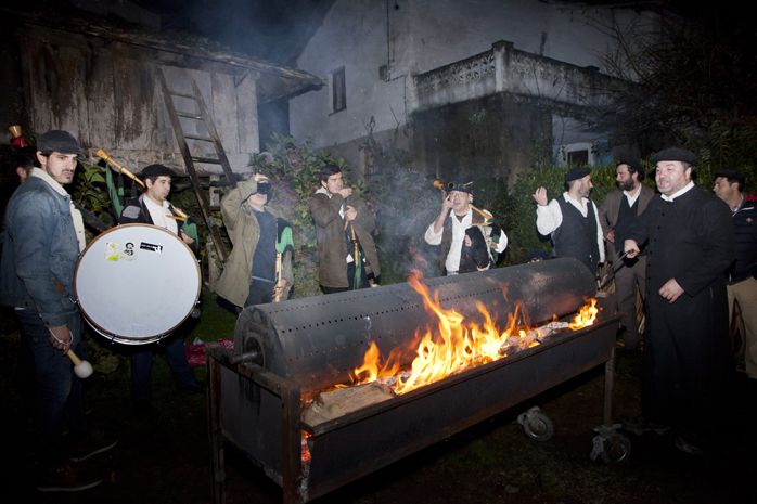 Festival del Esfoyón y el Amagüestu en Navelgas