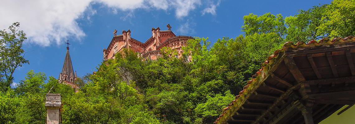 Basílica de Cuadonga/Covadonga (Cangas de Onís)