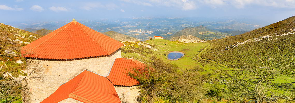 Chapels of Monsacro (Morcín)