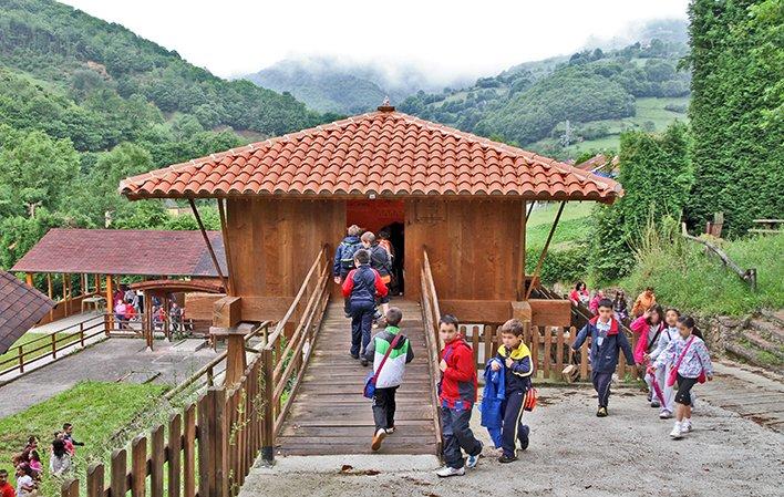 Museo Costumbrista Benjamín Pumarada (La Panerona de Cenera)