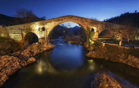 Ponte Romana à noite