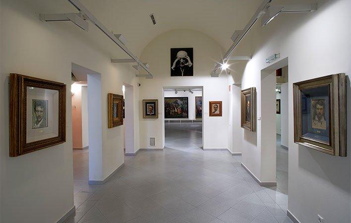 Vai a Immagine Museo Nicanor Piñole