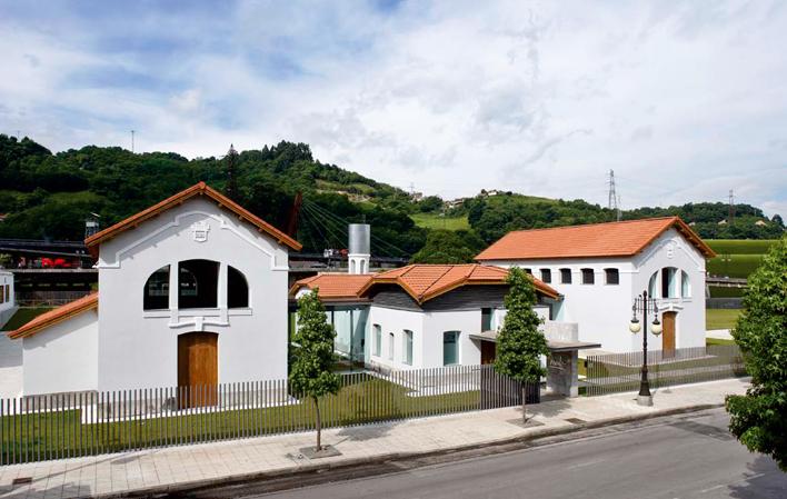 Ir para Imagem Galeria Municipal de Arte de Langreo - Eduardo Úrculo