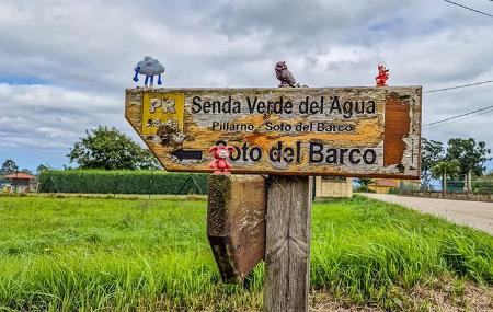 Cartaz do Caminho das Águas entre Corvera de Astúrias, Illas, Castrillón e Soto del Barco