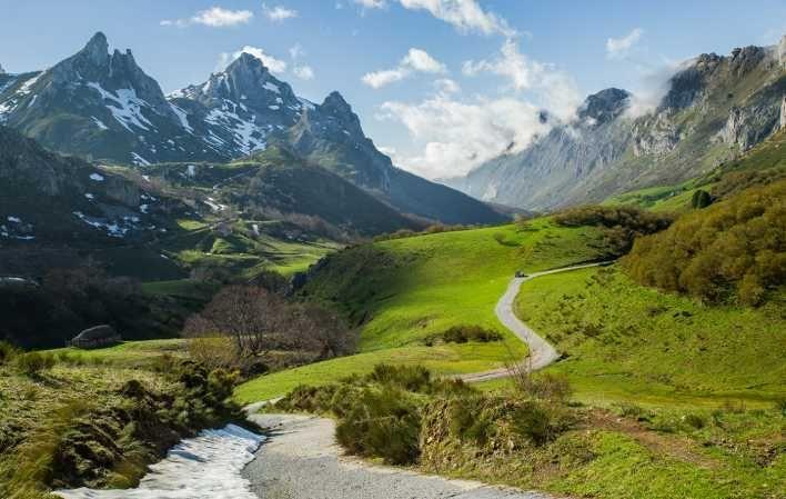 Aller à Image Route de la vallée du lac