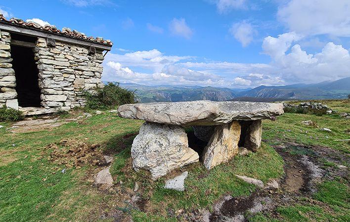 Dolmen de Merillés foto 4