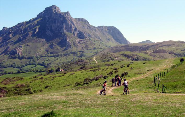 Etapa 2: Viapará (Riosa) - Valle Peral (Lena)