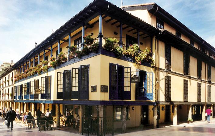 Oviedo/Uviéu, el Prerrománico y los Valles del Oso foto 3