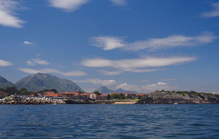 Llanes - Playa de Las Cámaras (Celoriu)