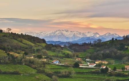 Panoramic view of Sariego