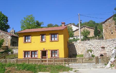 Casa de aldea Balcón de los Picos exterior