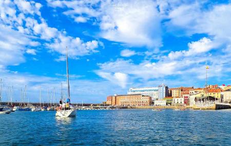 Marina de Gijón Escuela de Navegación