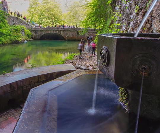 Fuente de los siete caños y el pozón