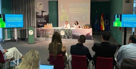 Imagen El Principado lanza un “plan estratégico vivo”  con más de cien medidas para difundir y  proyectar la cultura sidrera asturiana