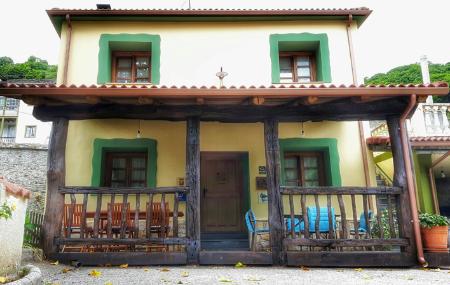 Casa de aldea La Pumarada de Limés exterior