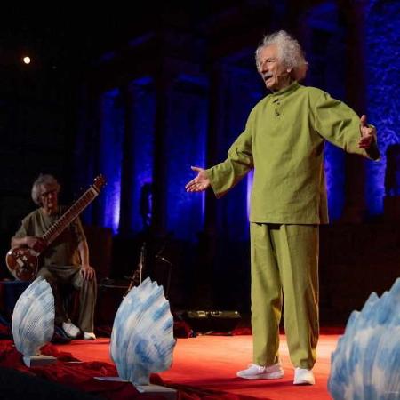 Iconos o la exploración del destino. Rafael Álvarez El Brujo. Humor en Gijón