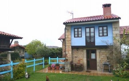 Casa rural La Casina Azul exterior