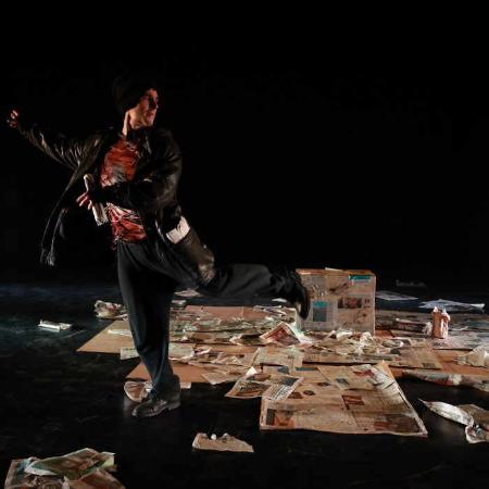 Vives a cuerpo de rey. Off Niemeyer. Teatro en Avilés