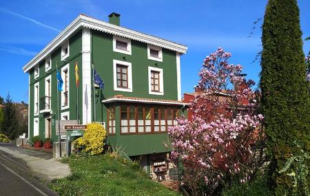 Casa Vieja del Sastre Exterior