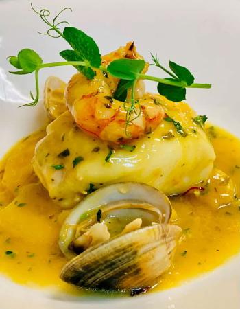 Preparación de merluza del pincho del Restaurante Blanco