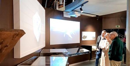 Imagen El Gobierno de Asturias refuerza su apuesta  por la modernización turística y la divulgación  científica con la nueva sala inmersiva del  MUJA