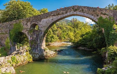 Excursión a Cangas de Onís