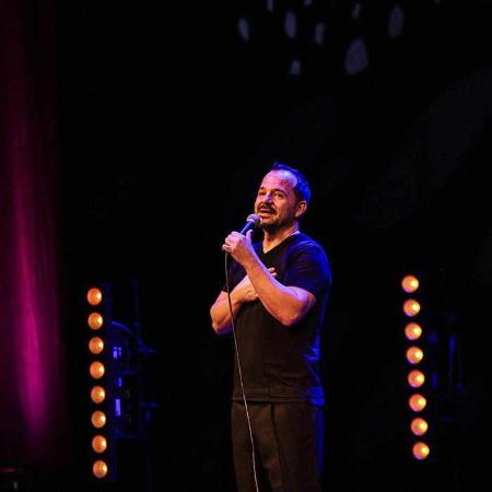 Ángel Martín. Somos monos. Humor en Gijón