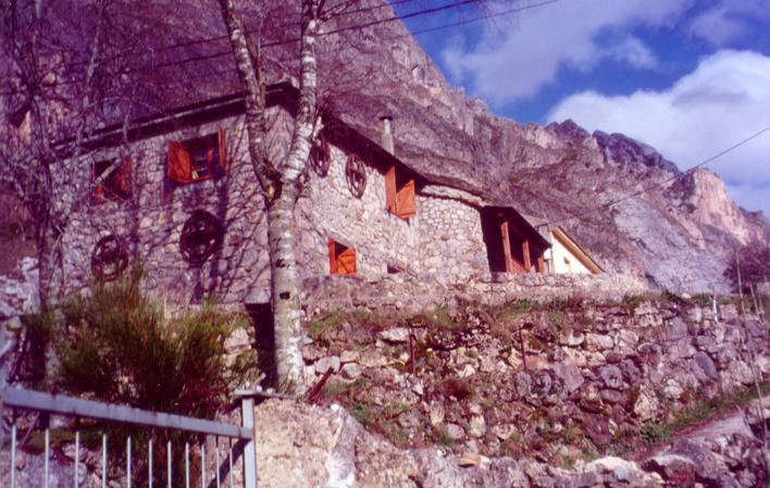 Ir para Imagem La Laguna de Valle de Lago