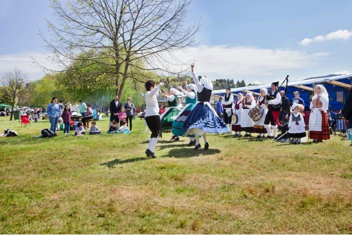 Imagen de la jira al embalse de Trasona (Corvera)