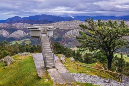 Imagen Desde Oviedo: Excursión a Ribadesella, Llanes, Mirador del Fitu y Tazones