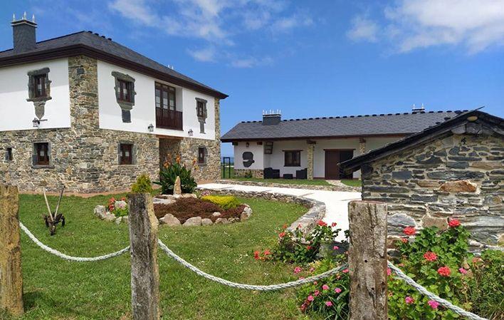 Go to Image La Casa Vieja de Caneo