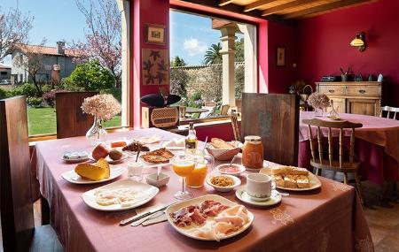 Hotel rural La Casona de Tresali desayuno